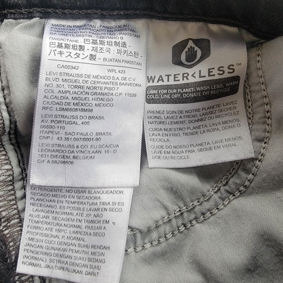 Levis "Wedgie Skinny" Jeans - Picture 4 of 5